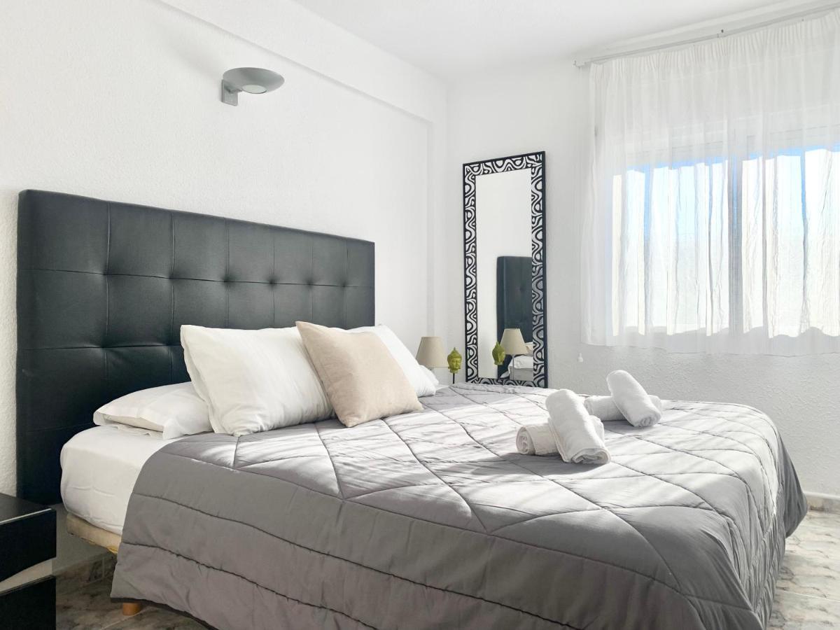 Zaragoza Apartment *