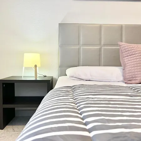 Apartamentos Zaragoza Salou Room photo